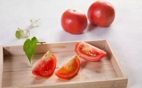 吃红色的食物阿瓜,探寻阿瓜的红色饮食文化